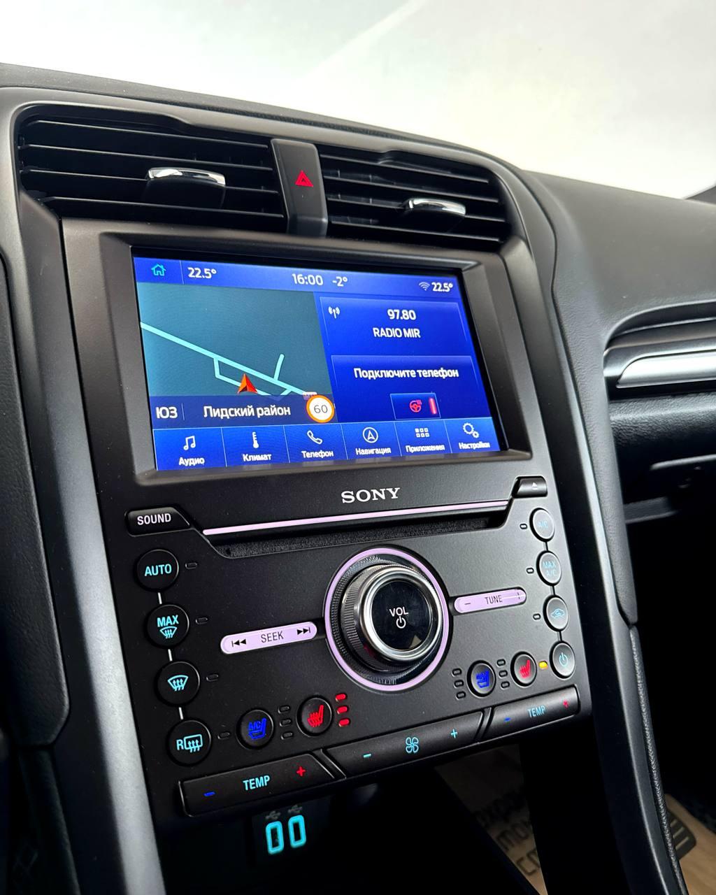 Ford Fusion USA II · 2-й рестайлинг , 2020 г., вариатор, гибрид - фото 14