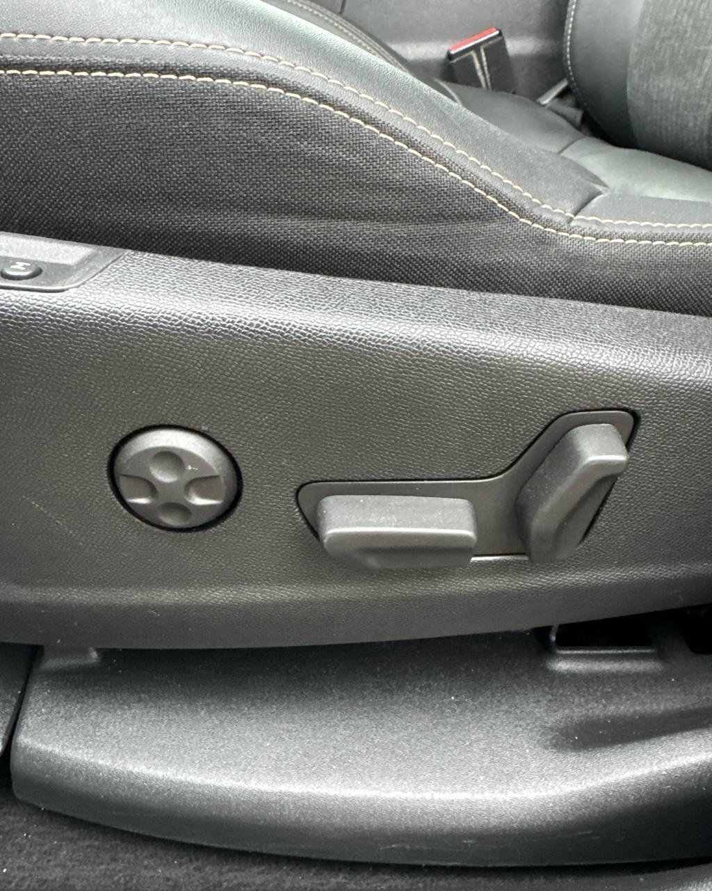 Peugeot 5008 II , 2020 г., автомат, дизель  - фото 25