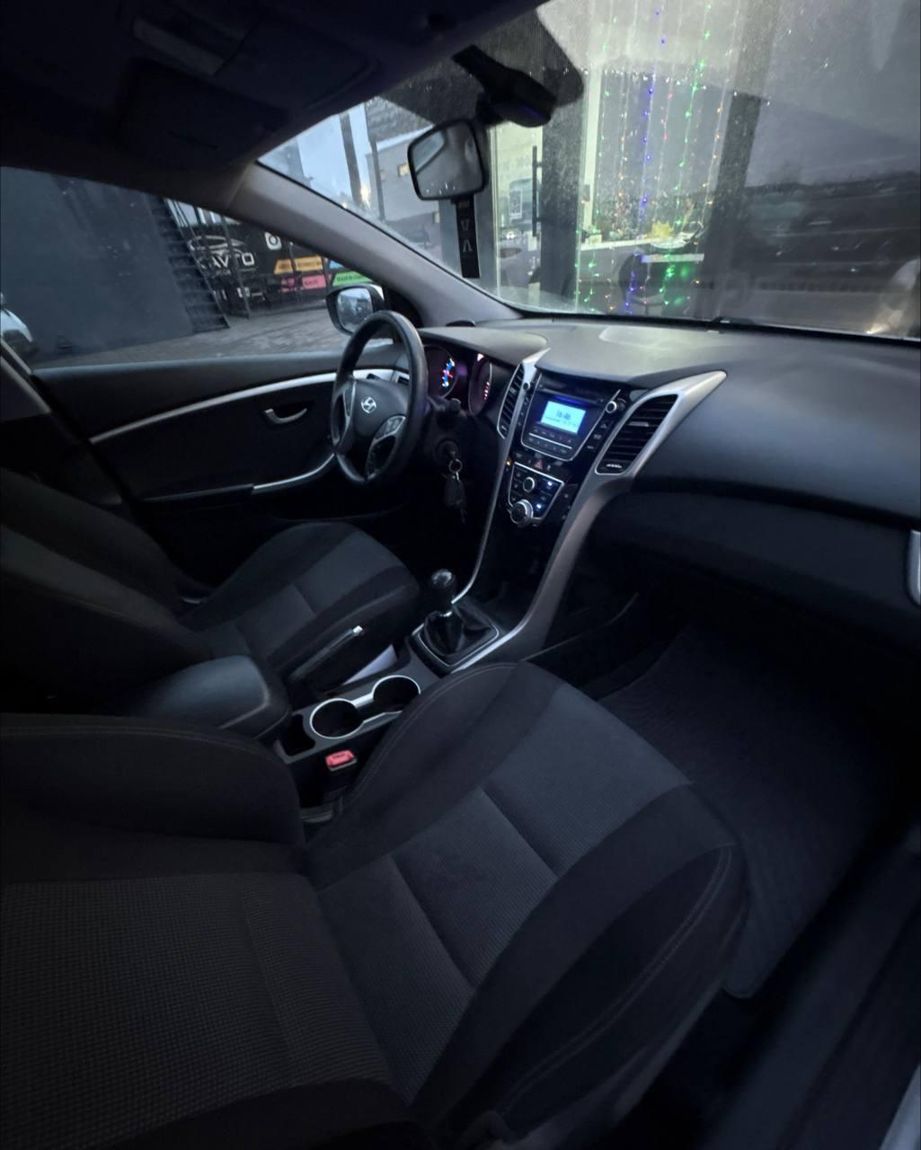 Hyundai i30 GD · Рестайлинг , 2017 г., механика, дизель - фото 10