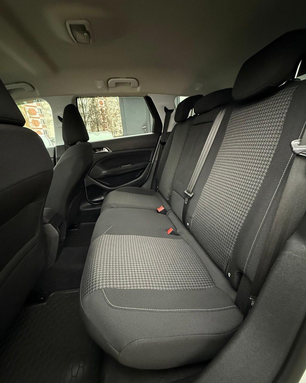 Peugeot 308 T9 · Рестайлинг , 2018 г., механика, дизель - фото 8