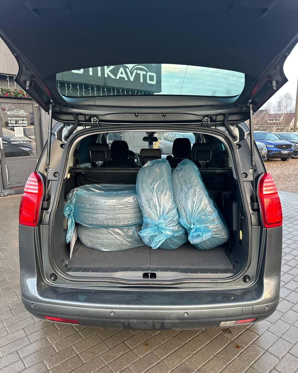 Peugeot 5008 I , 2011 г., механика, дизель - фото 10