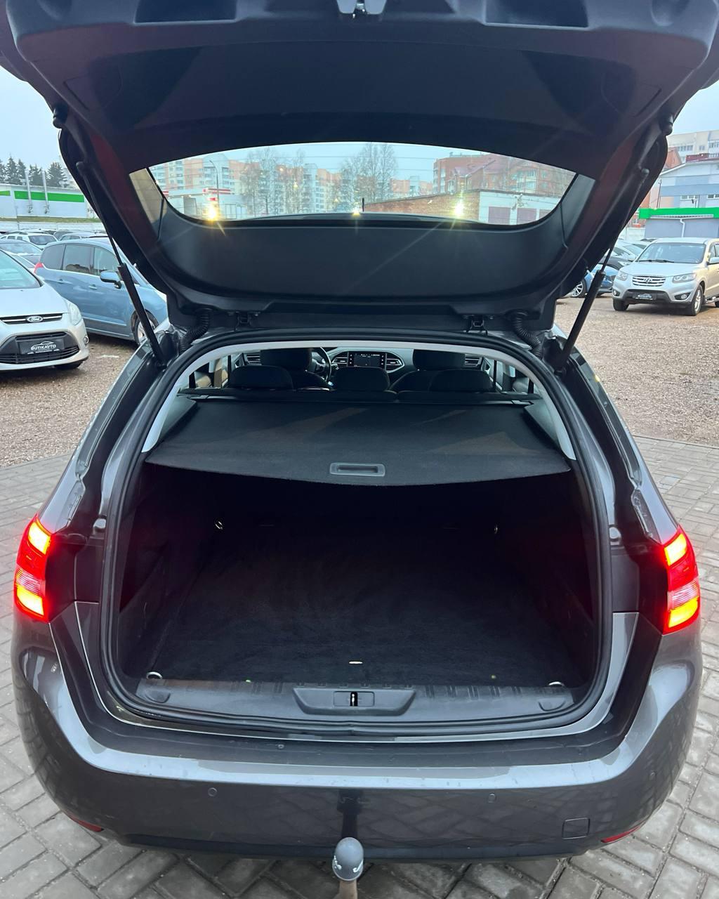 Peugeot 308 T9 · Рестайли, 2020 г., механика, дизель - фото 16