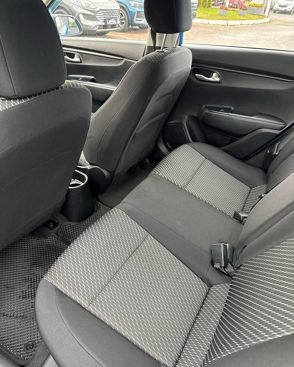 Kia Rio IV , 2017 г., автомат, бензин - фото 11