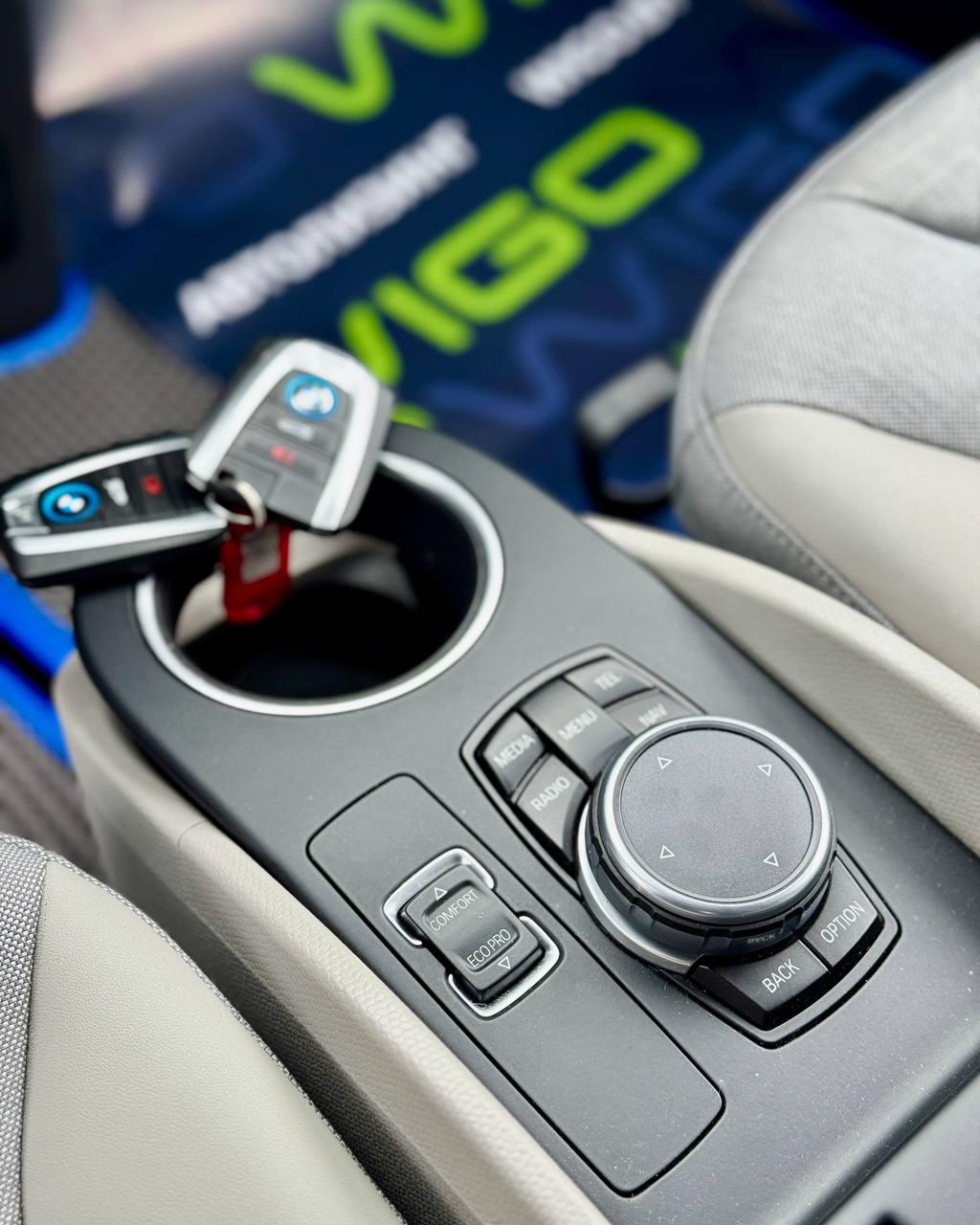 BMW i3 I01, 2016 г., автомат, электро  - фото 19