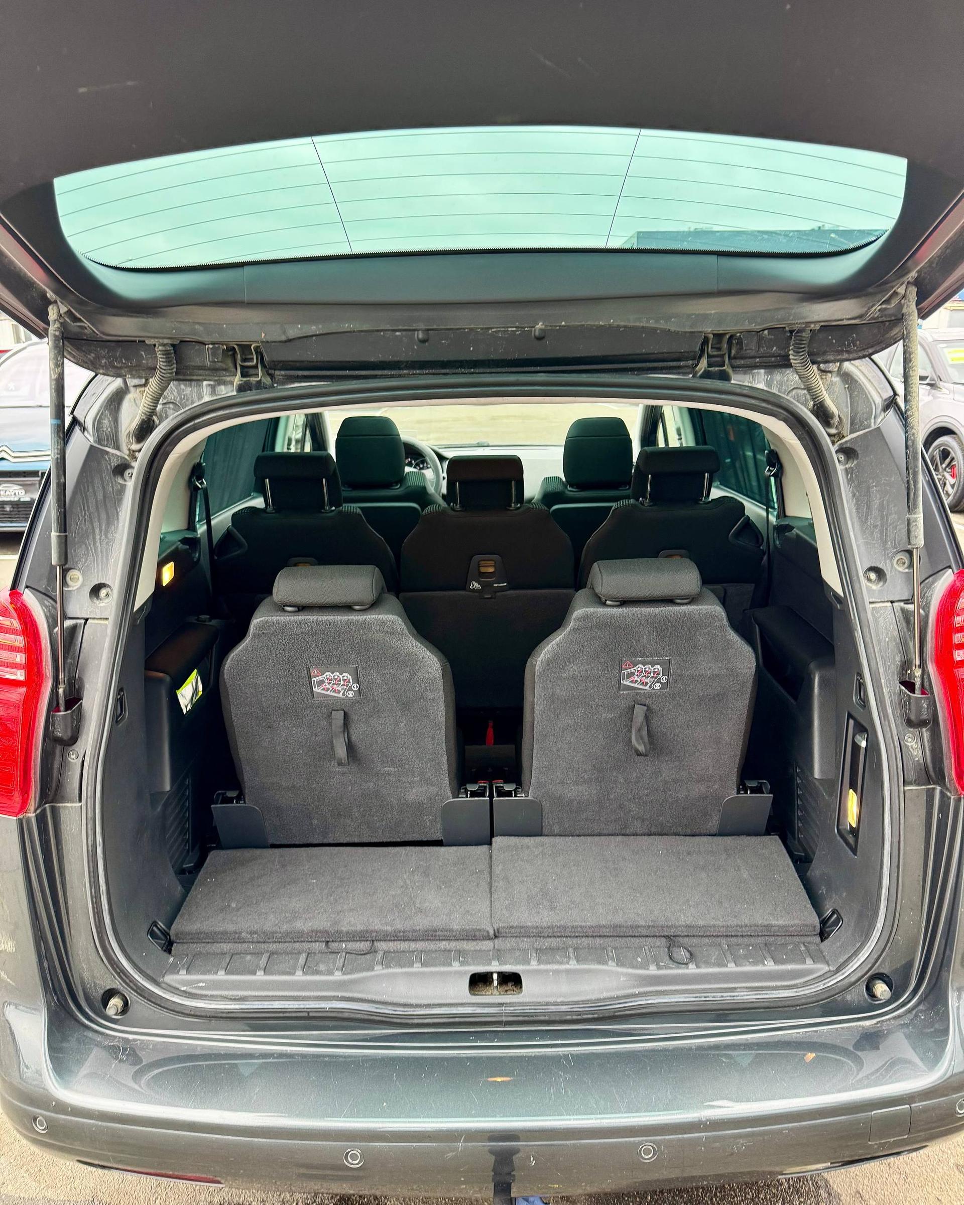 Peugeot 5008 I , 2010 г., механика, дизель  - фото 14