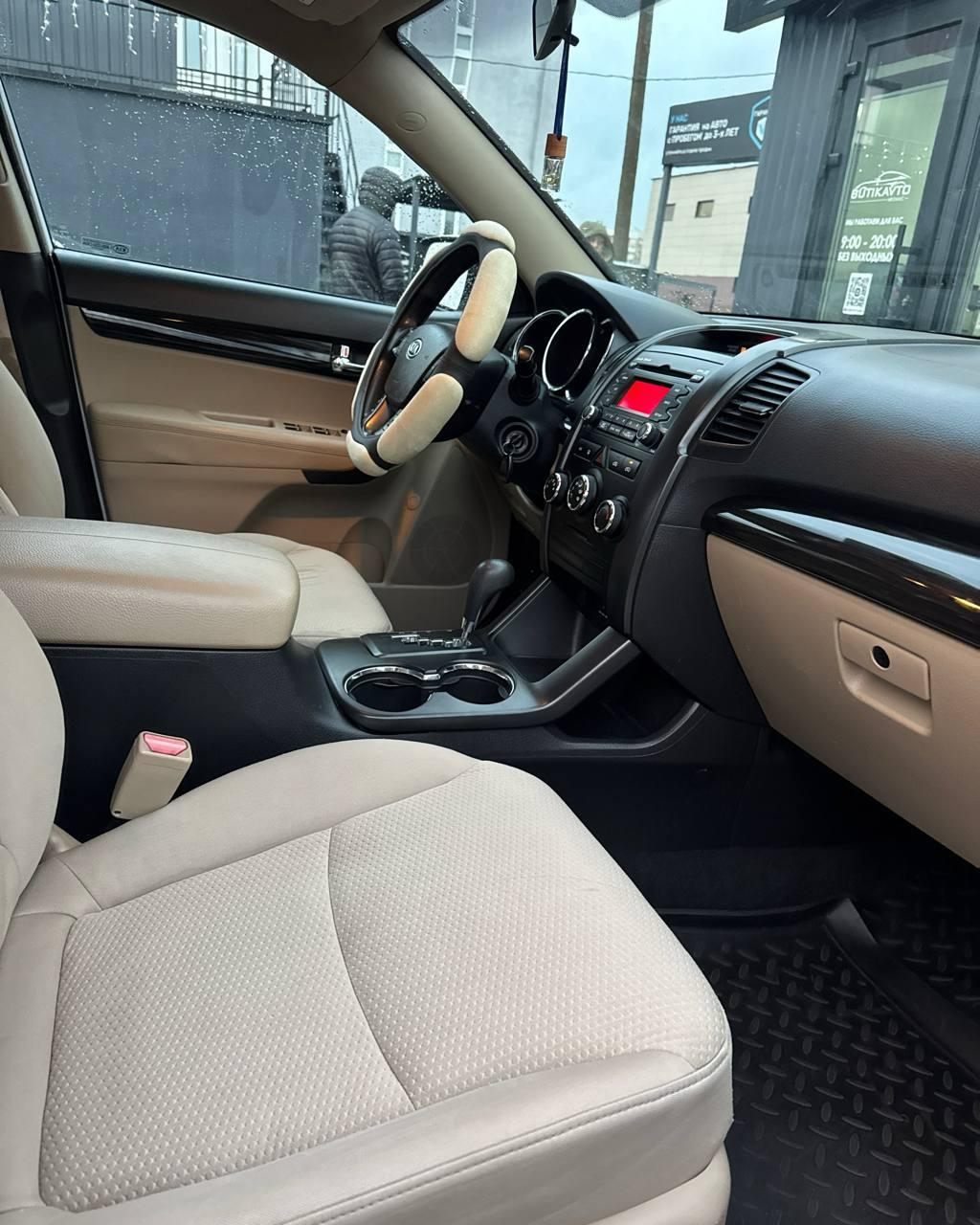 Kia Sorento II , 2010 г., автомат, бензин - фото 10