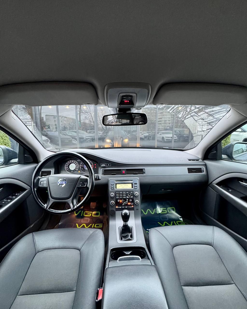 Volvo V70 III , 2010 г., механика, дизель - фото 9