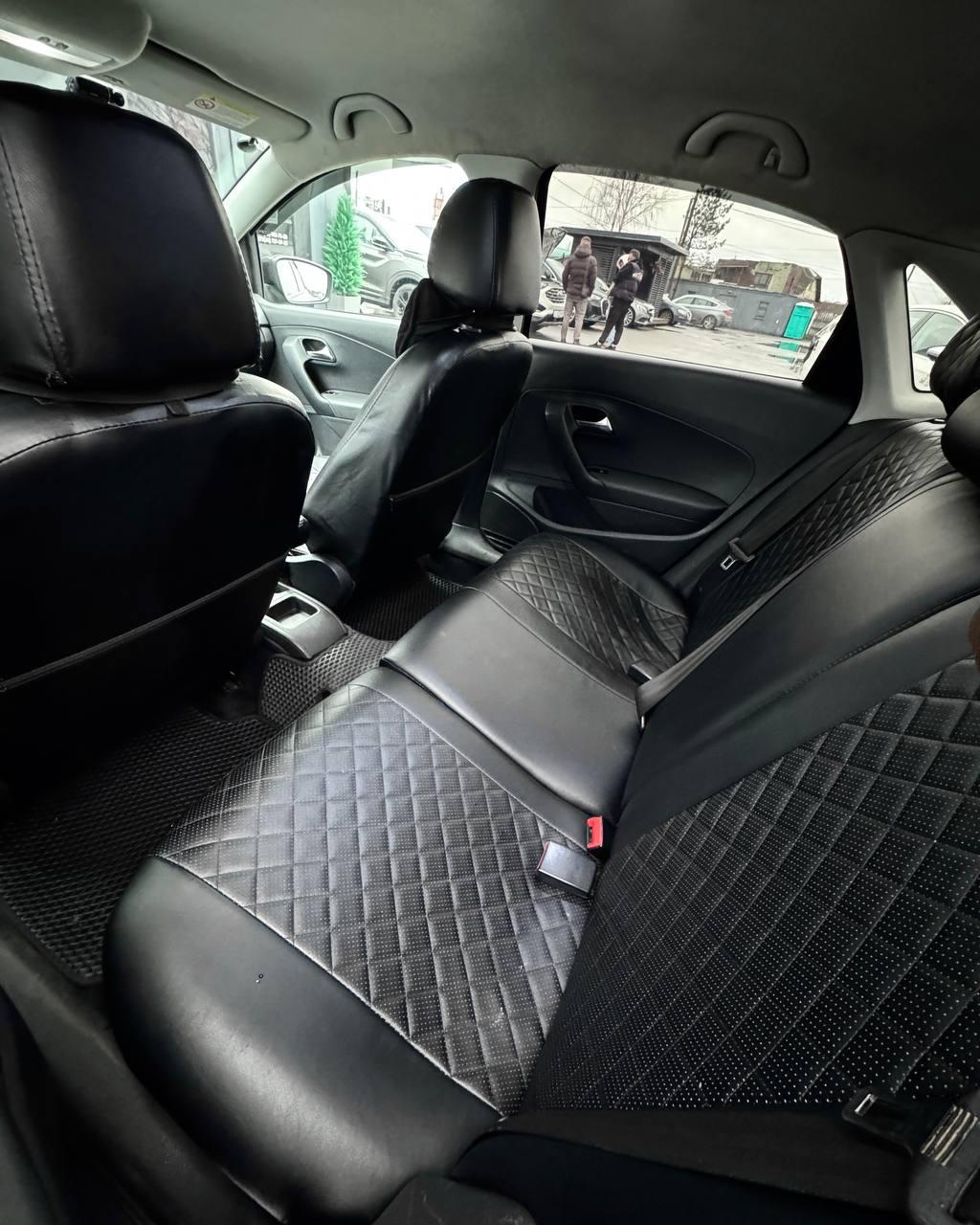 Volkswagen Polo Sedan I , 2012 г., механика, бензин - фото 11