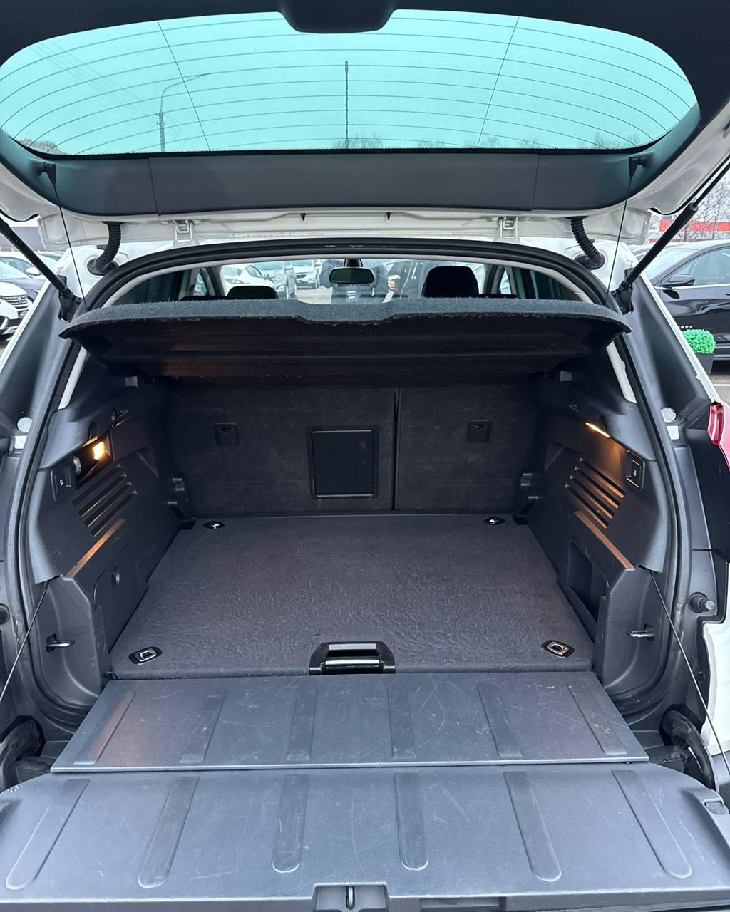 Peugeot 3008 I · Рестайлинг , 2014 г., механика, дизель - фото 14