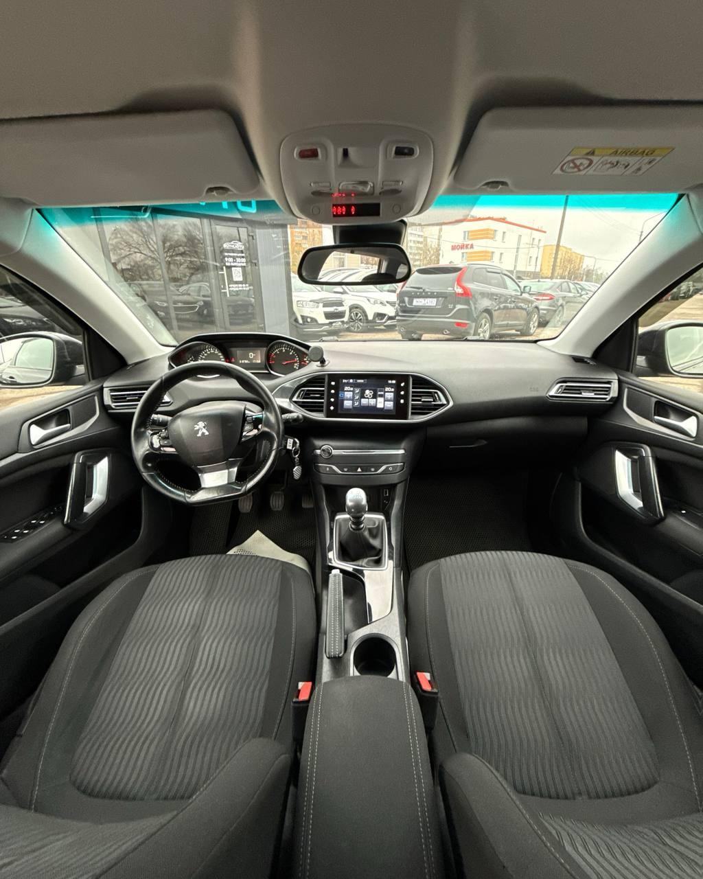 Peugeot 308 T9 , 2015 г., механика, дизель - фото 9