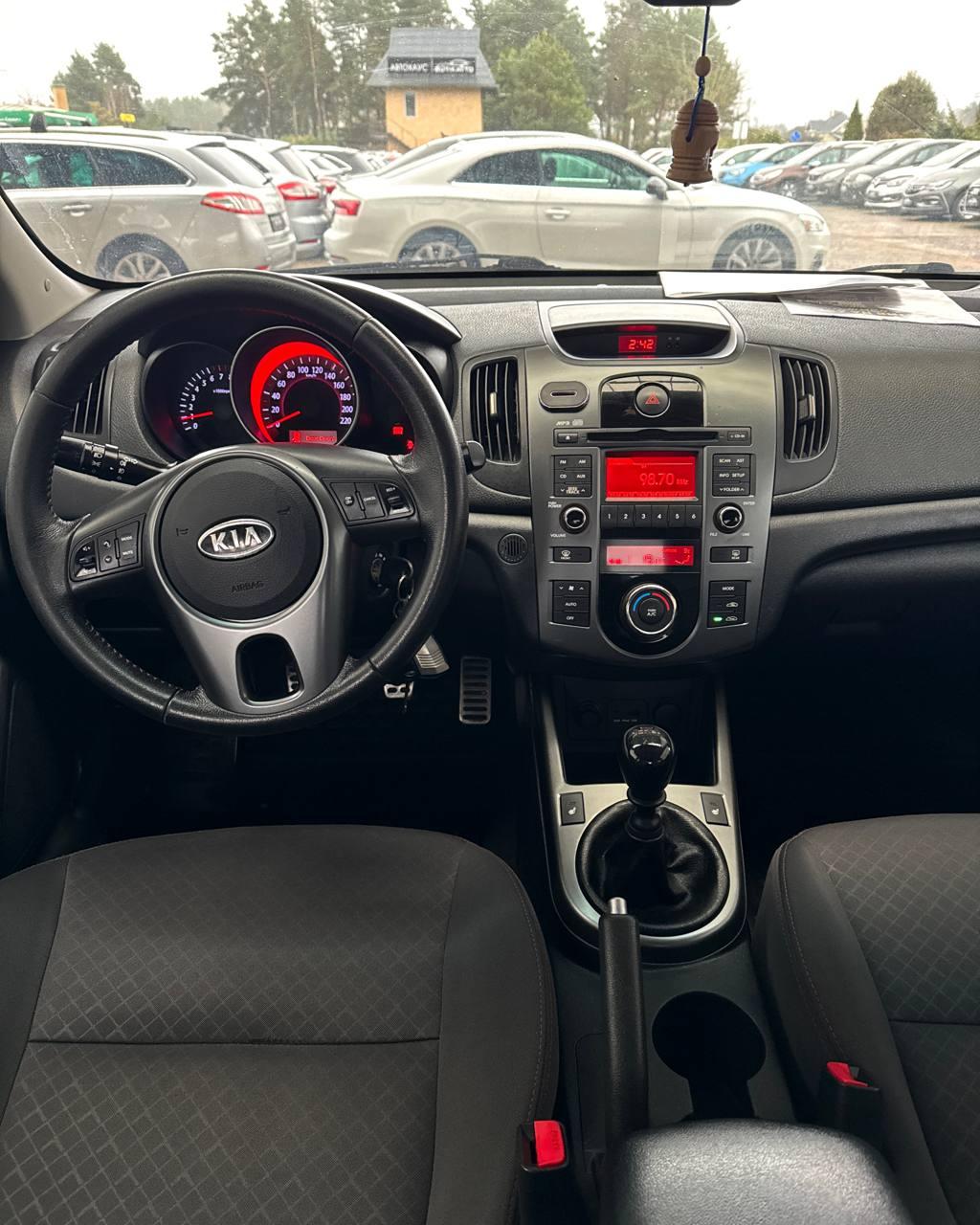 Kia Cerato II , 2009 г., механика, бензин - фото 12