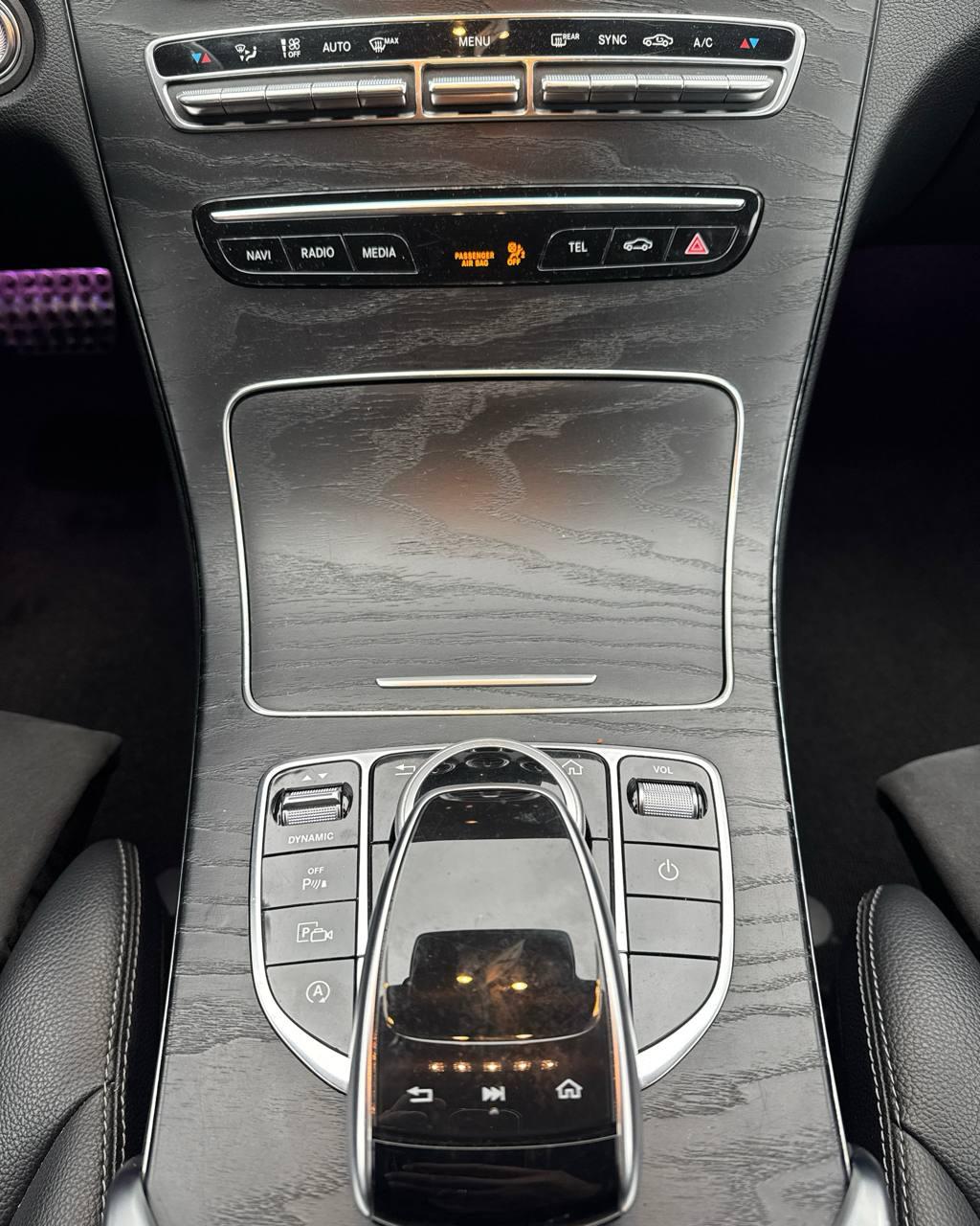 Mercedes-Benz C-Класс W205 S205 C205 A205 · Рестайлинг , 2019 г., автомат, бензин - фото 17