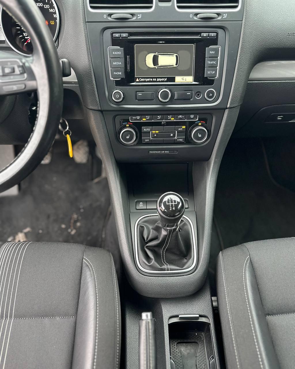 Volkswagen Golf VI , 2012 г., механика, дизель - фото 10