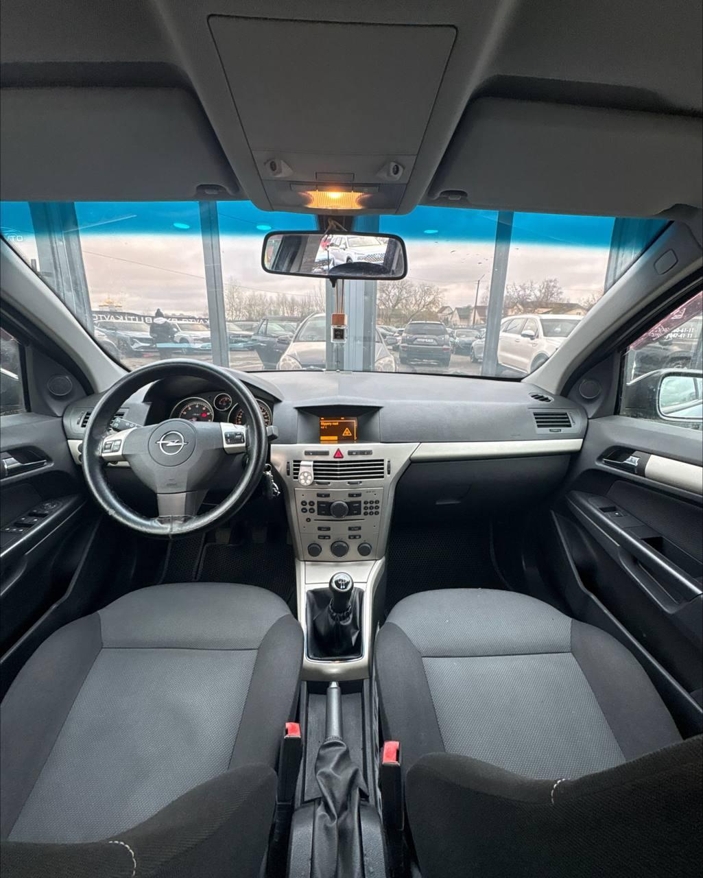 Opel Astra H · Рестайлинг , 2007 г., механика, бензин - фото 7