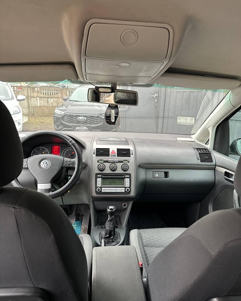 Volkswagen Touran I · Рестайлинг , 2007 г., механика, дизель - фото 9