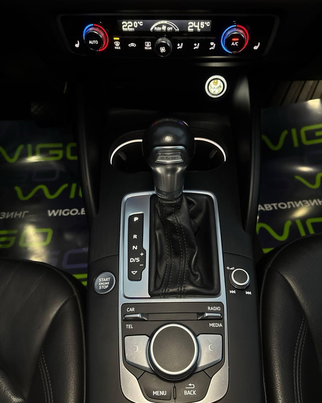 Audi A3 8V · Рестайлинг , 2017 г., робот, бензин - фото 17