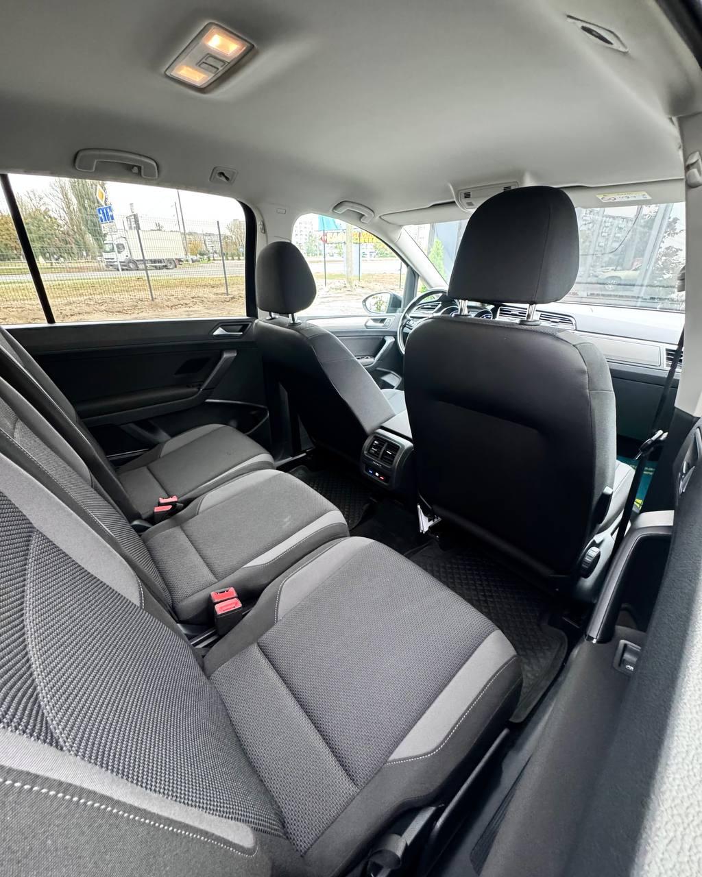 Volkswagen Touran II , 2019 г., механика, бензин - фото 13