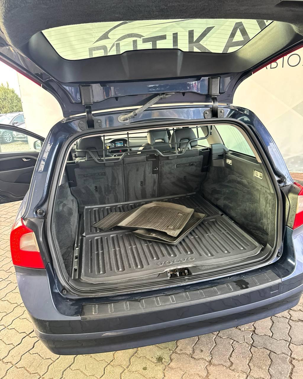 Volvo V70 III , 2012 г., механика, дизель - фото 13