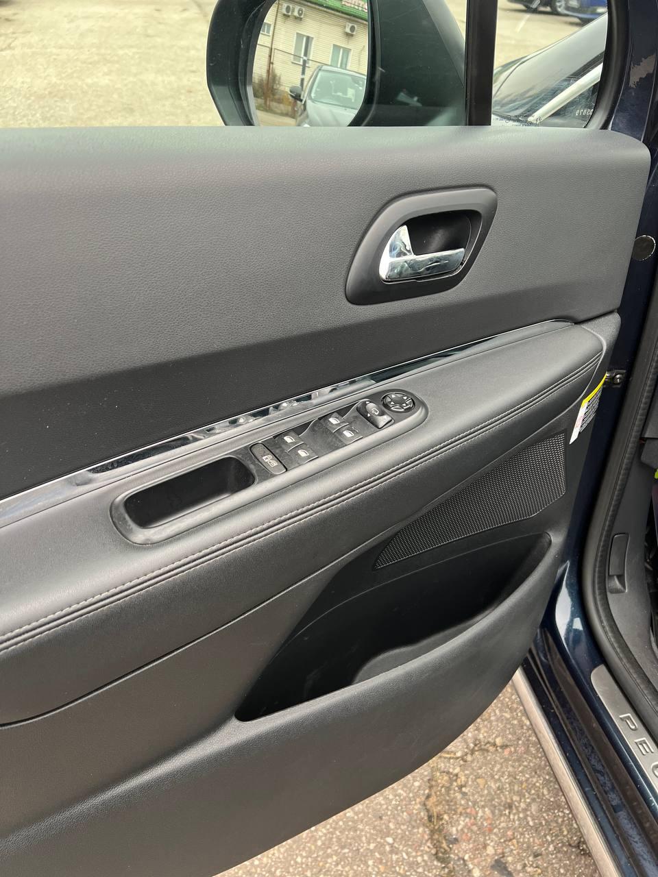 Peugeot 3008 I · Рестайлинг , 2013 г., механика, дизель - фото 9