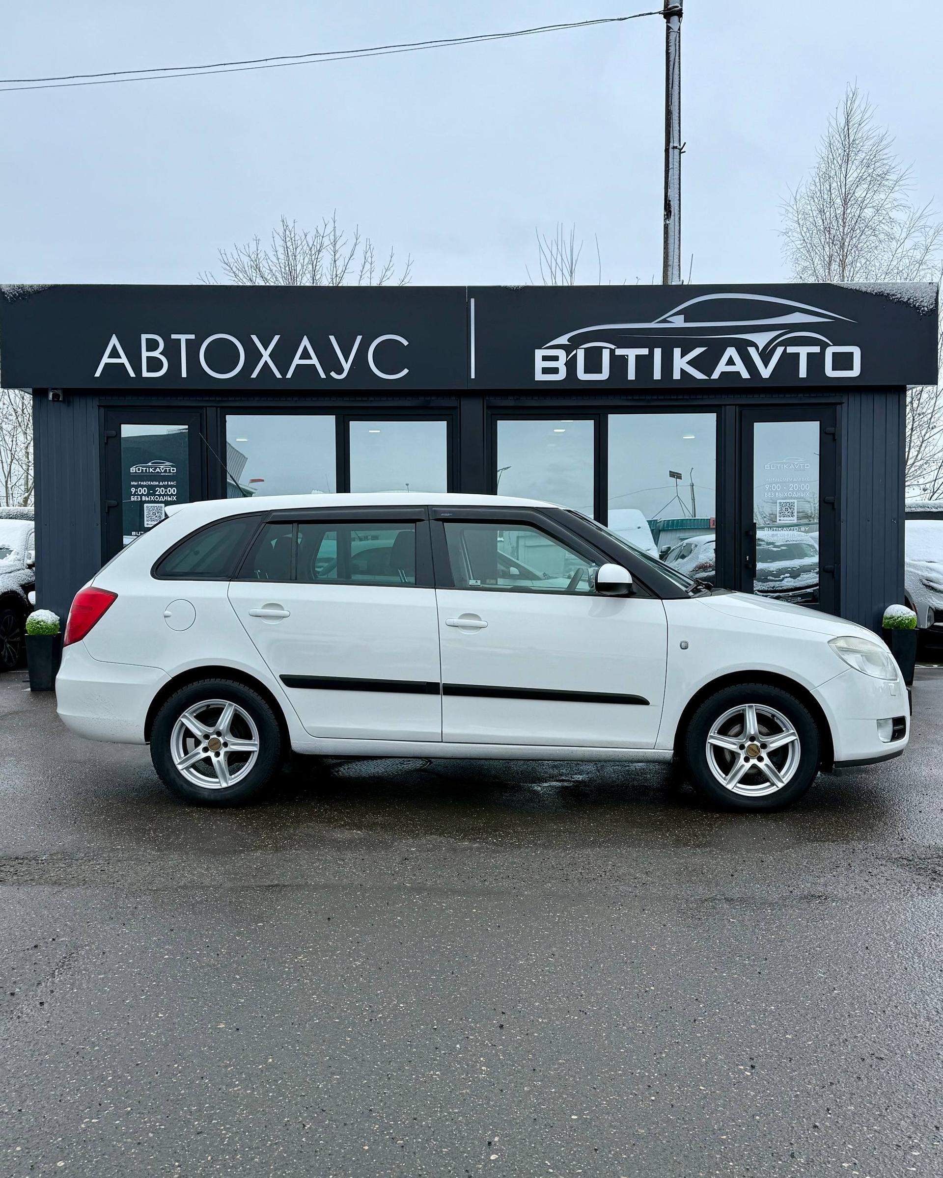 Skoda Fabia 5J · Рестайлинг , 2010 г., механика, бензин - фото 8