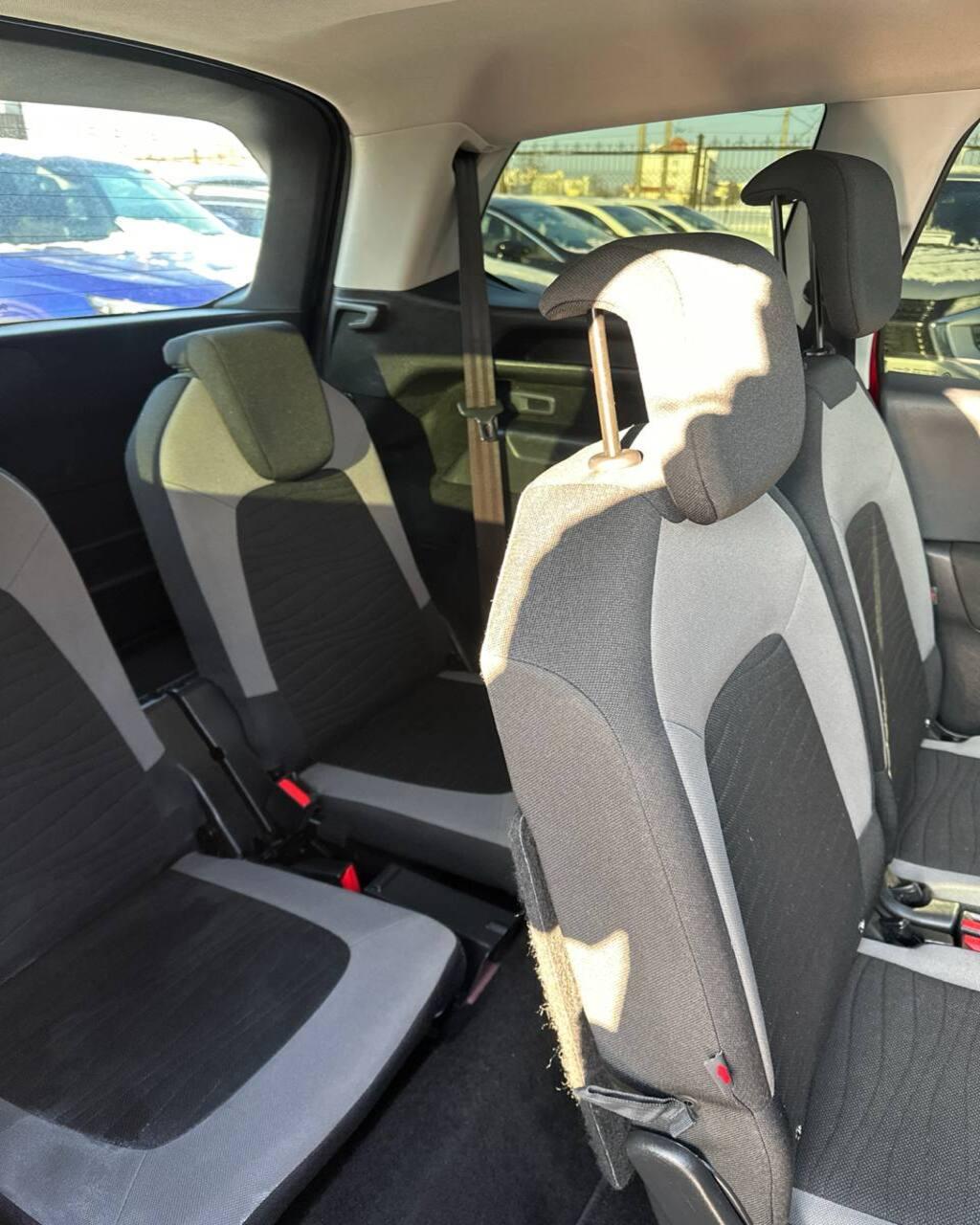 Citroen C4 Grand Picasso II , 2015 г., механика, дизель - фото 17