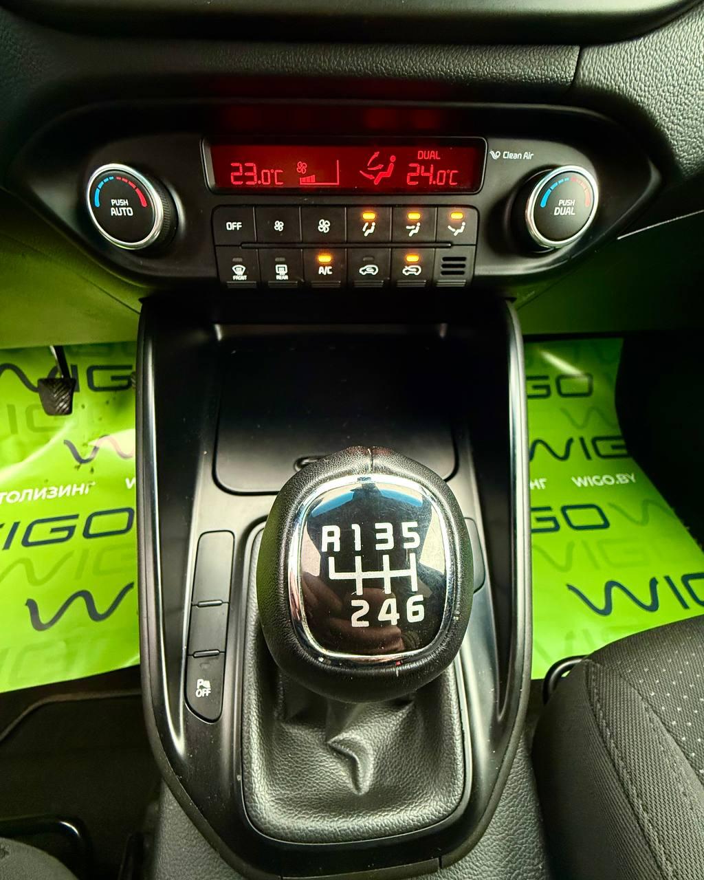 Kia Carens III , 2015 г., механика, дизель - фото 20