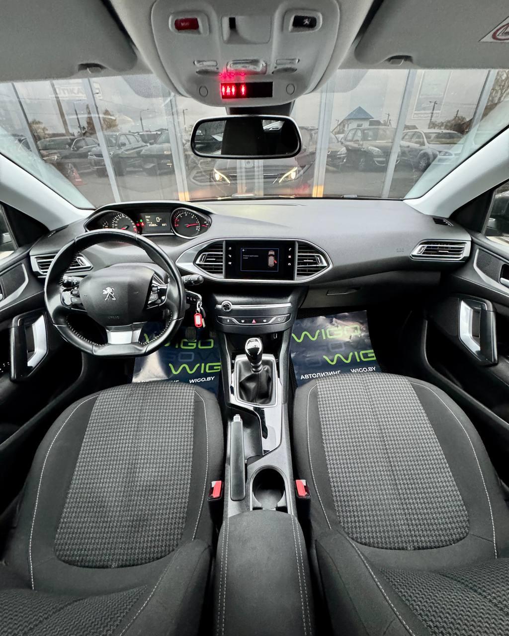 Peugeot 308 T9 · Рестайлинг , 2020 г., механика, дизель - фото 9