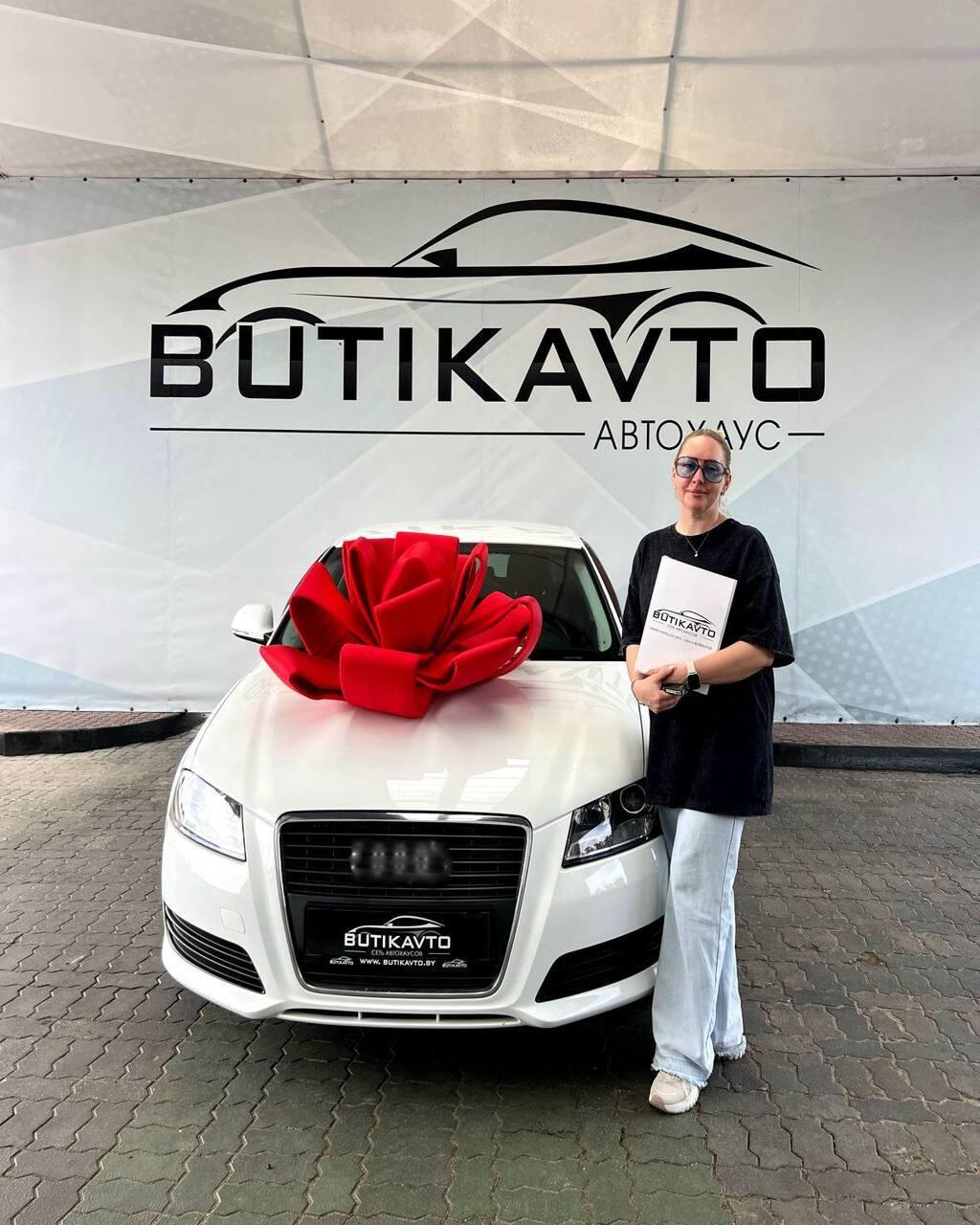 Audi A3 8P, Audi A3 8P 8PA · 2-й рестайлинг , 2010 г., робот, бензин