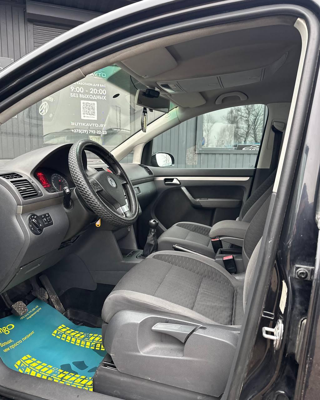 Volkswagen Touran I · Рестайлинг , 2007 г., механика, дизель - фото 7