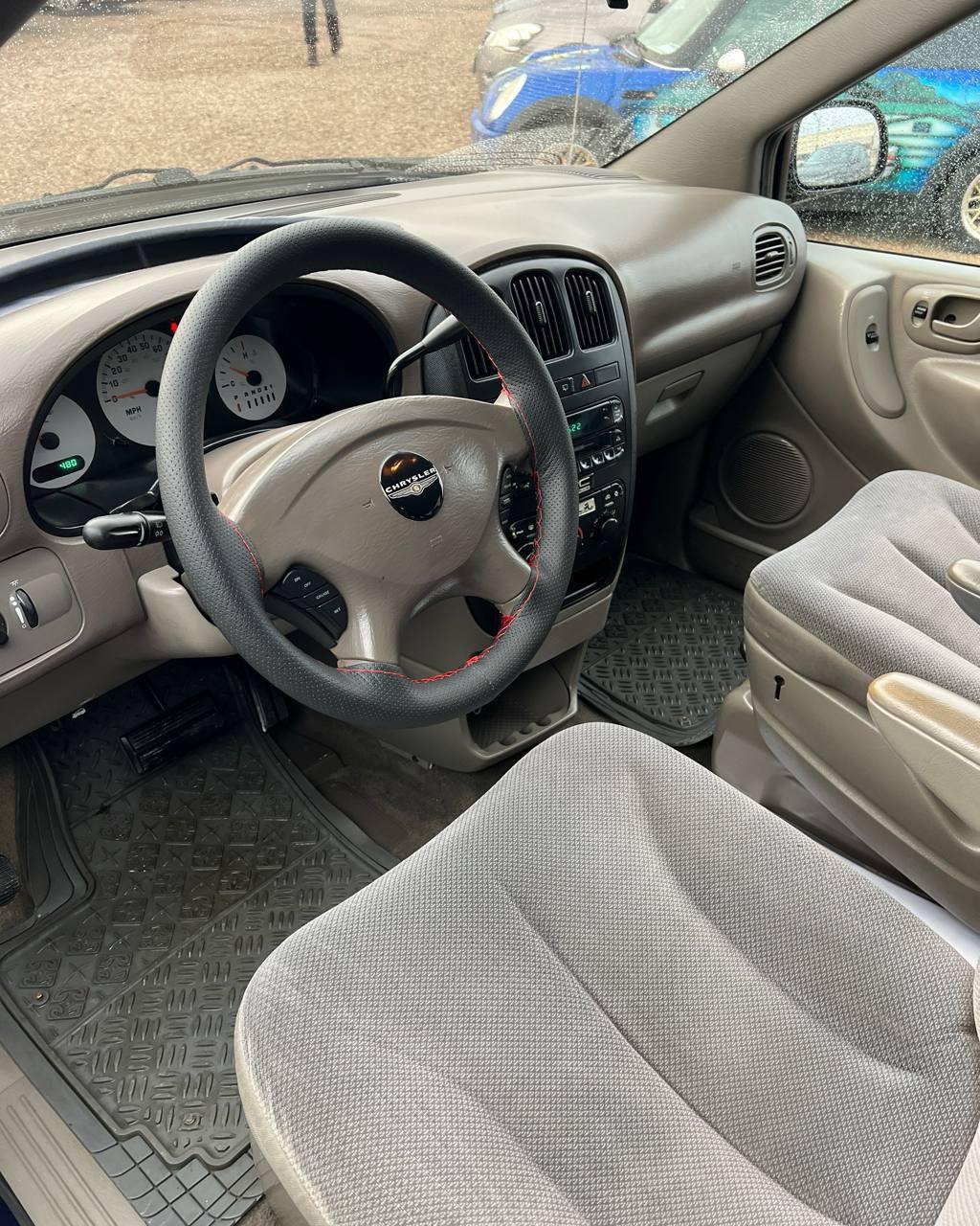 Chrysler Voyager IV , 2001 г., автомат, бензин - фото 10