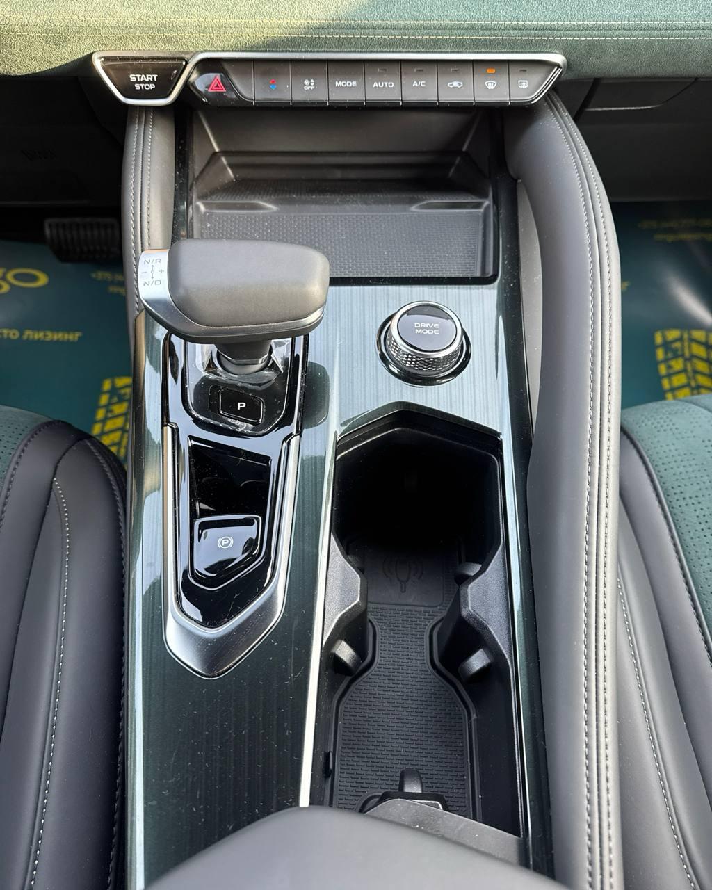 Geely Monjaro I , 2023 г., автомат, бензин - фото 17