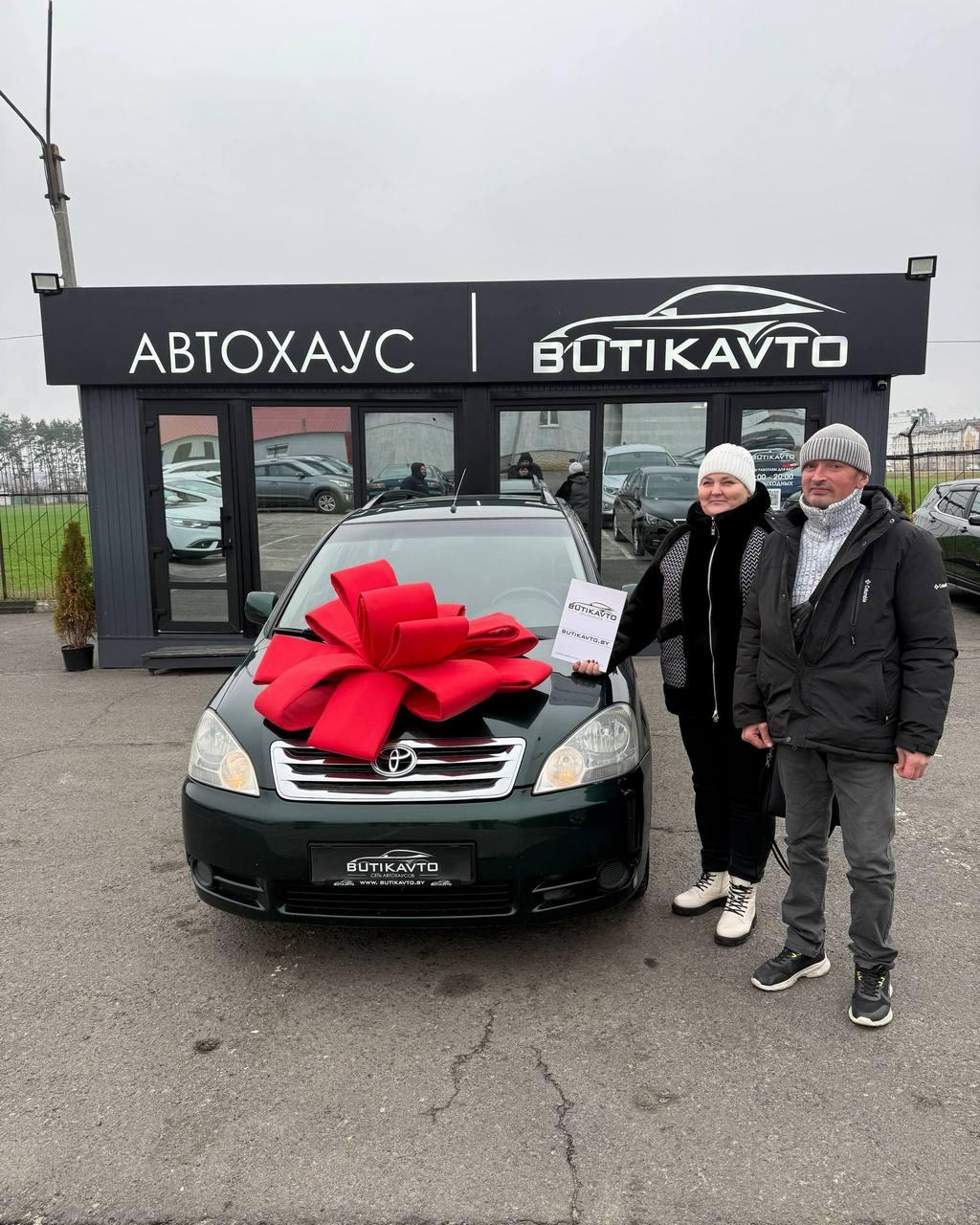 Toyota Avensis Verso I , 2001 г., механика, дизель