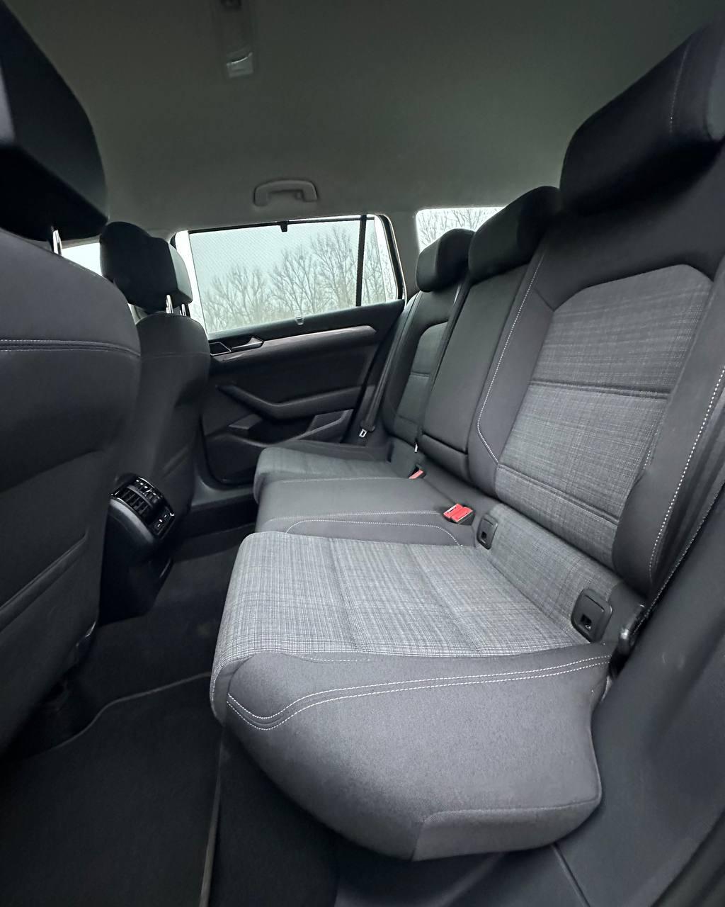 Volkswagen Passat B8 · Рестайлинг , 2019 г., робот, дизель - фото 8