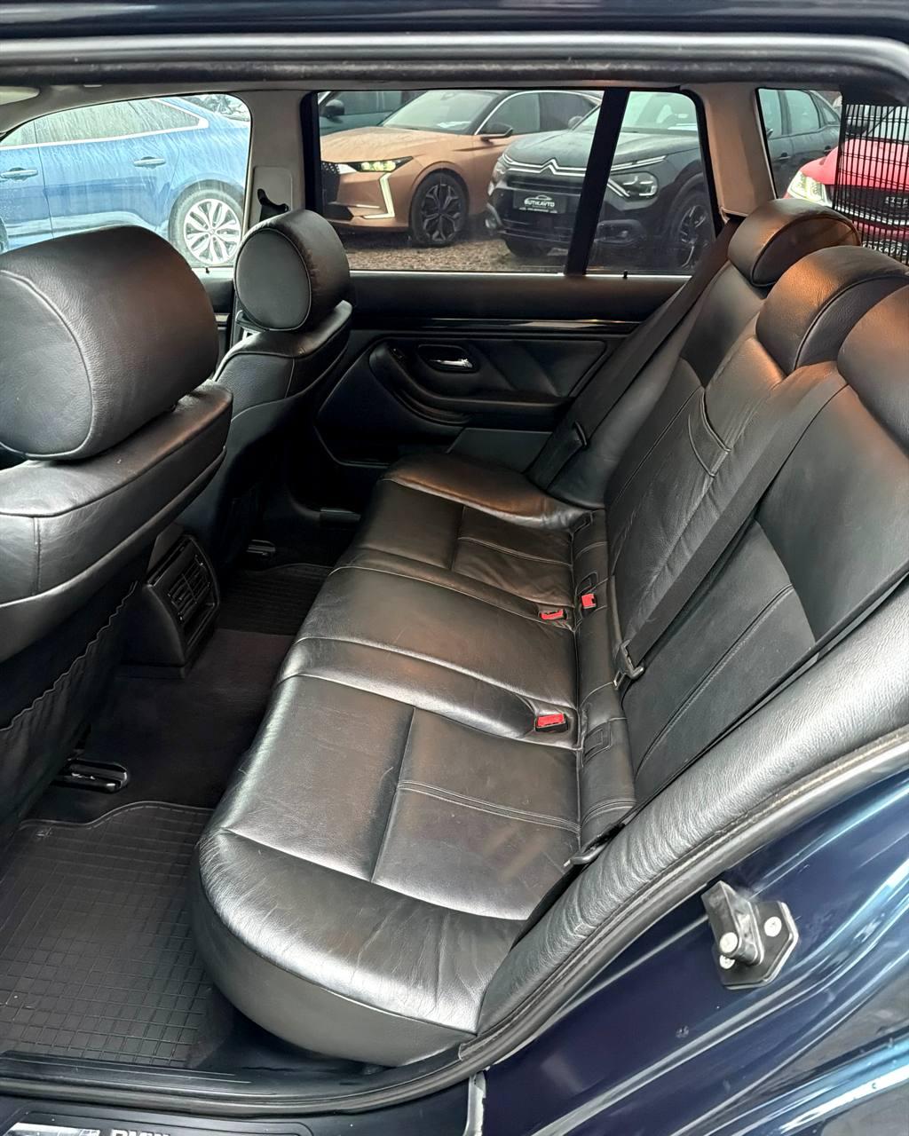 BMW 5 серия E39 · Рестайлинг , 2003 г., автомат, дизель - фото 14