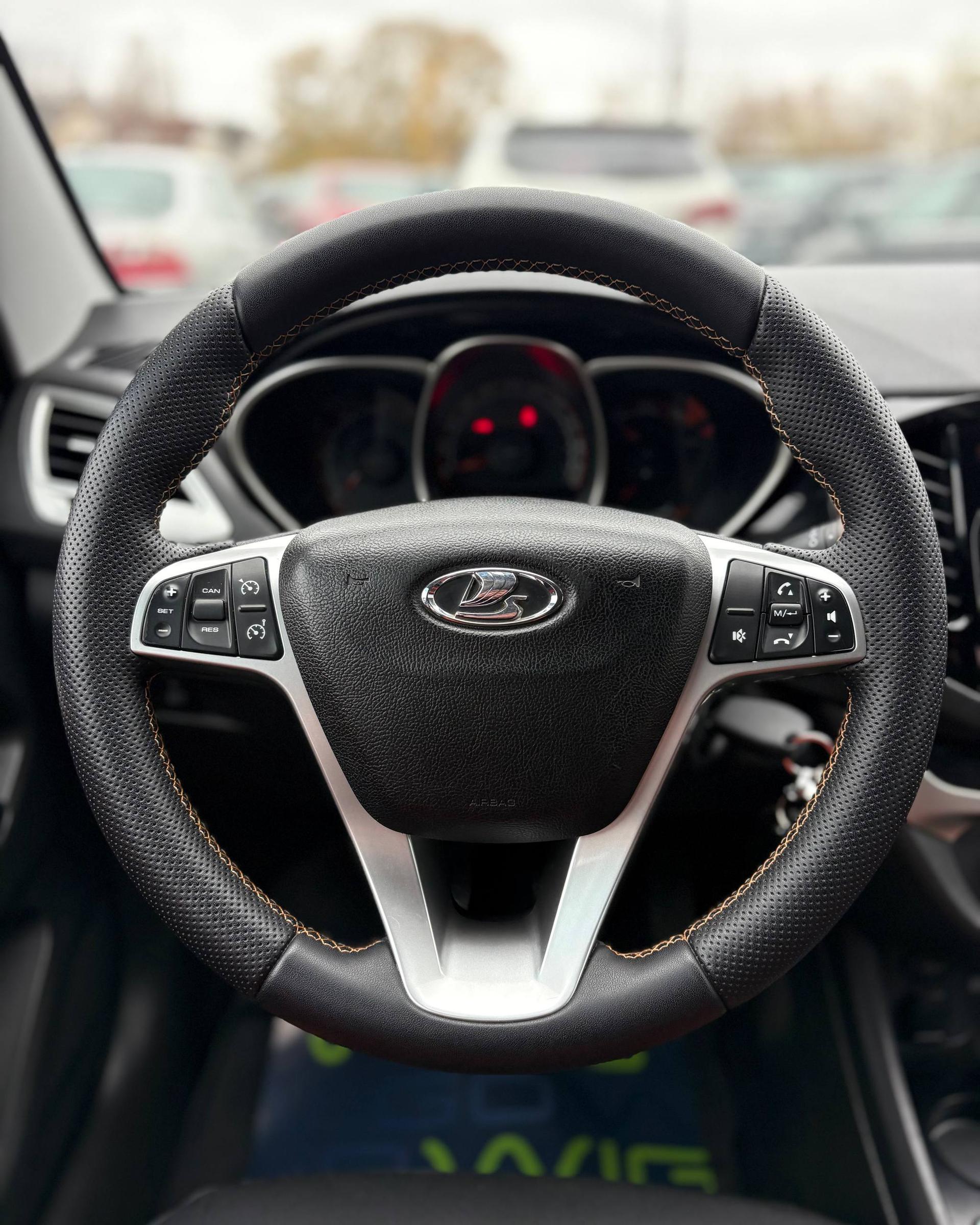 Lada (ВАЗ) Vesta I , 2018 г., механика, бензин - фото 14