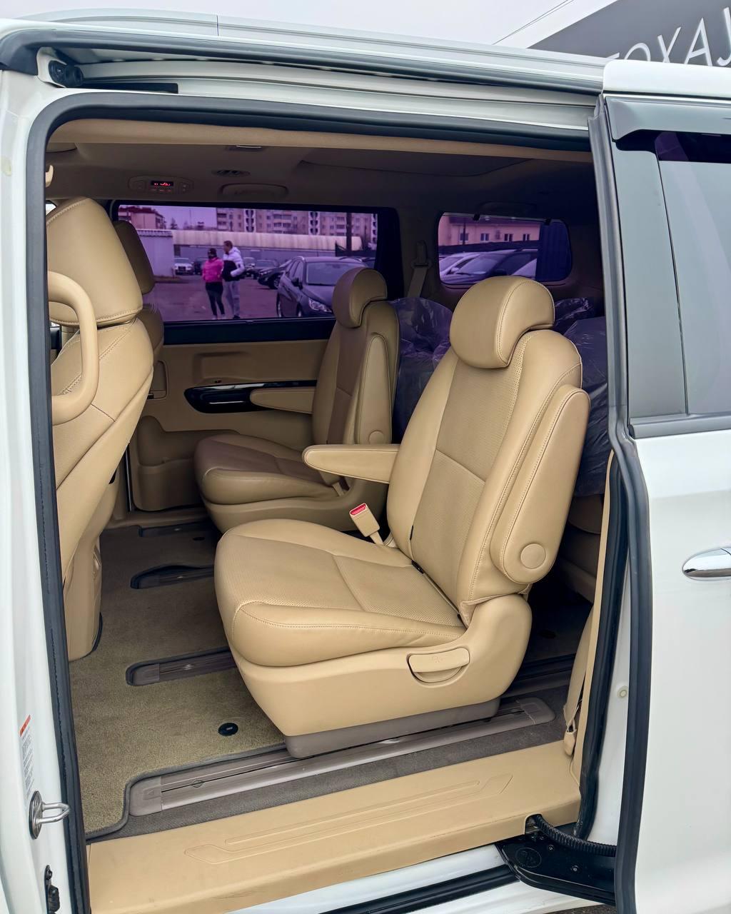 Kia Carnival III , 2018 г., автомат, дизель - фото 13