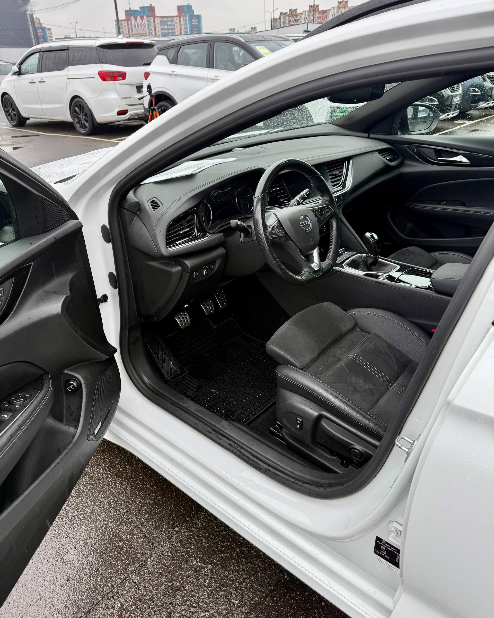 Opel Insignia II · Рестайлинг , 2022 г., механика, дизель - фото 9