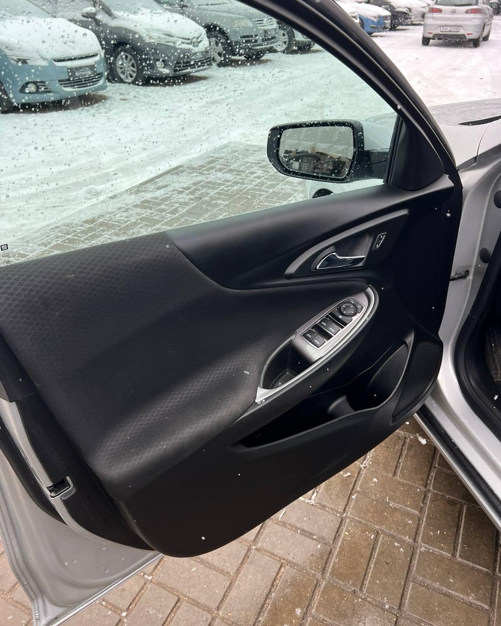 Chevrolet Malibu IX · Рестайлинг , 2022 г., автомат, бензин - фото 9