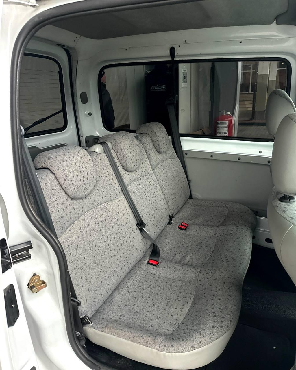 Renault Kangoo I · Рестайлинг , 2005 г., механика, дизель - фото 14