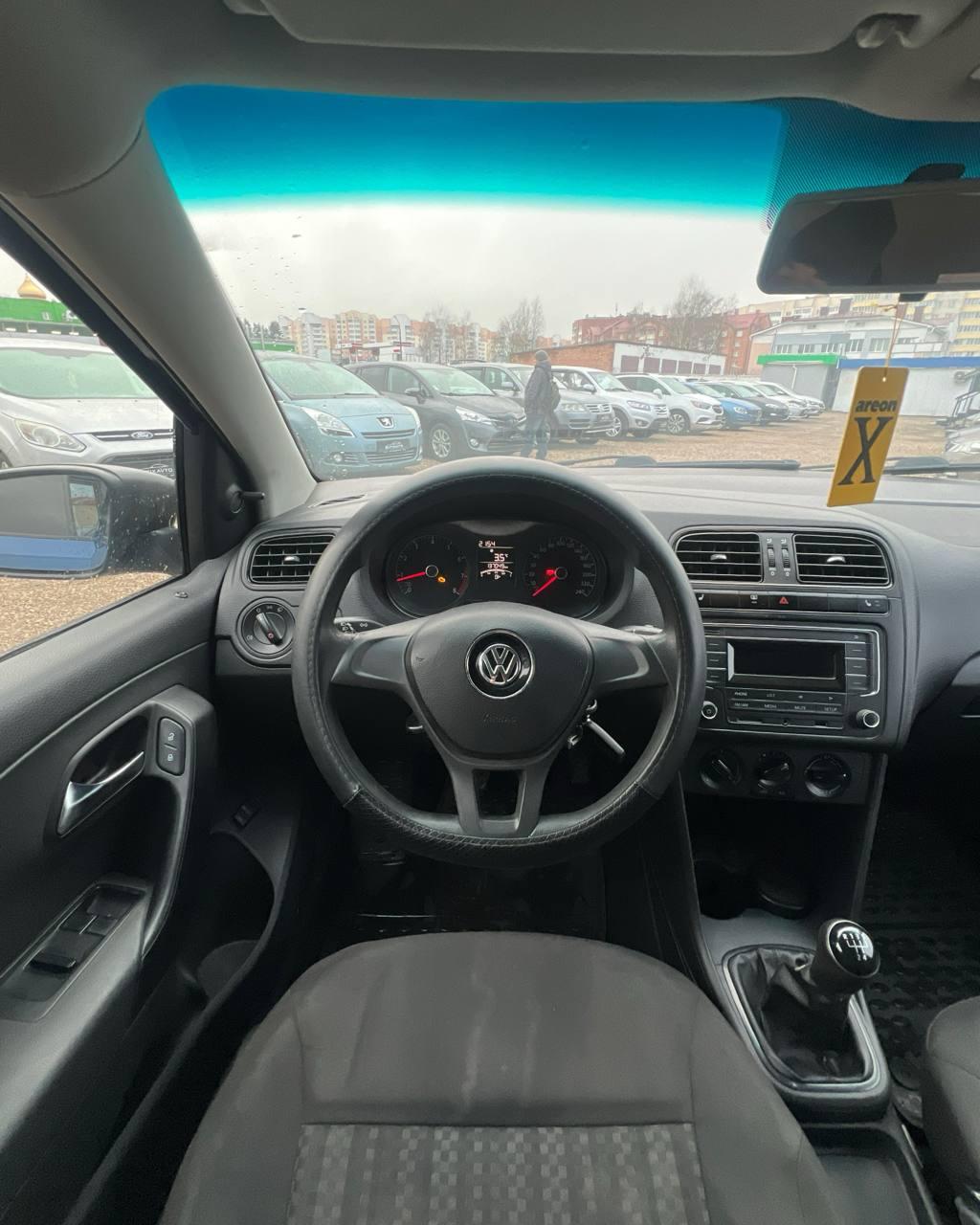 Volkswagen Polo Sedan I · Рестайлинг , 2020 г., механика, бензин - фото 13