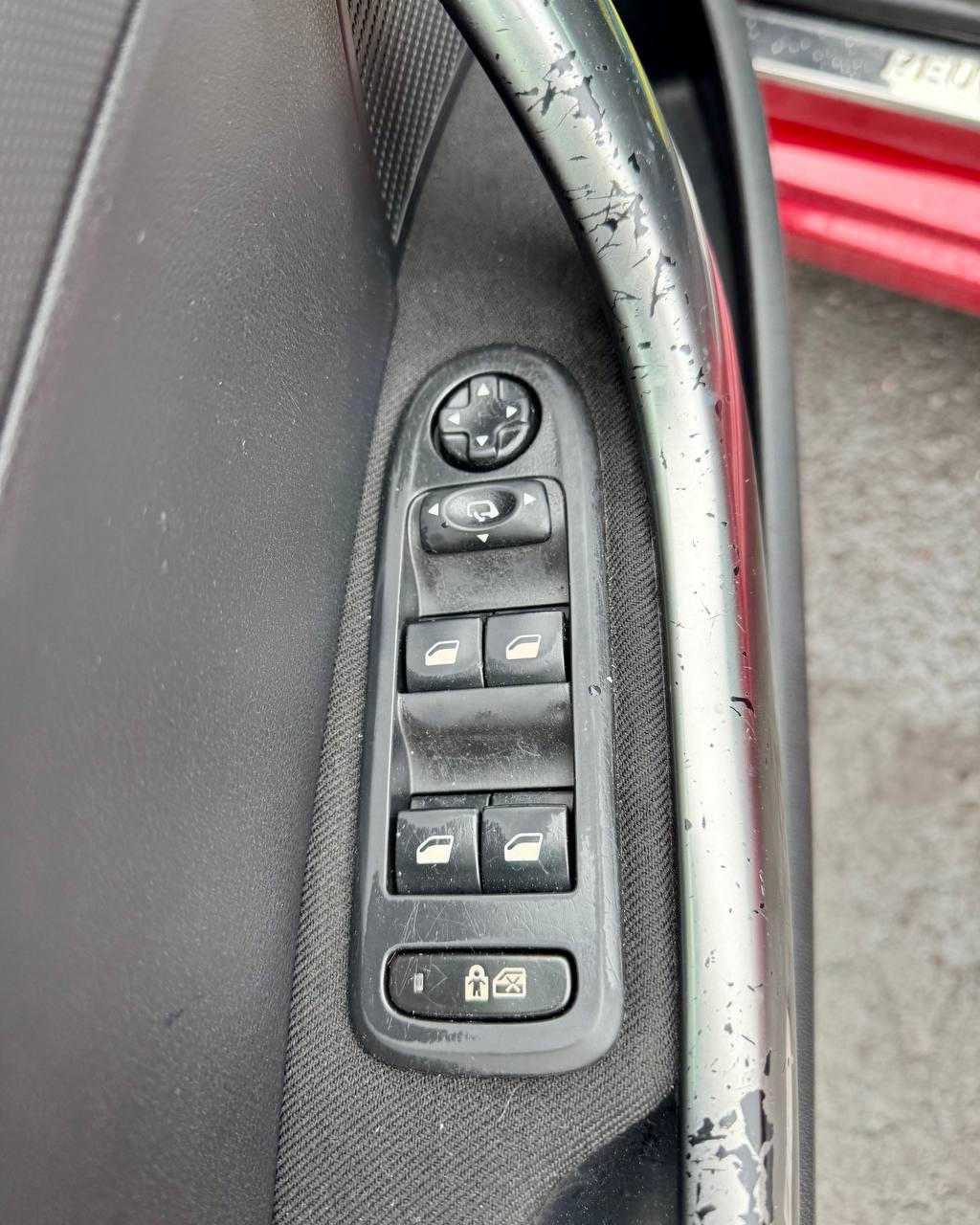 Peugeot 308 T7 , 2009 г., автомат, бензин - фото 19