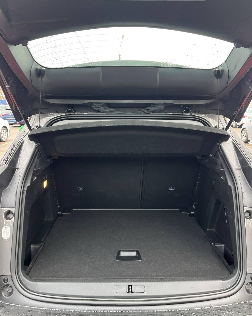 Peugeot 3008 II · Рестайлинг , 2022 г., автомат, бензин - фото 12