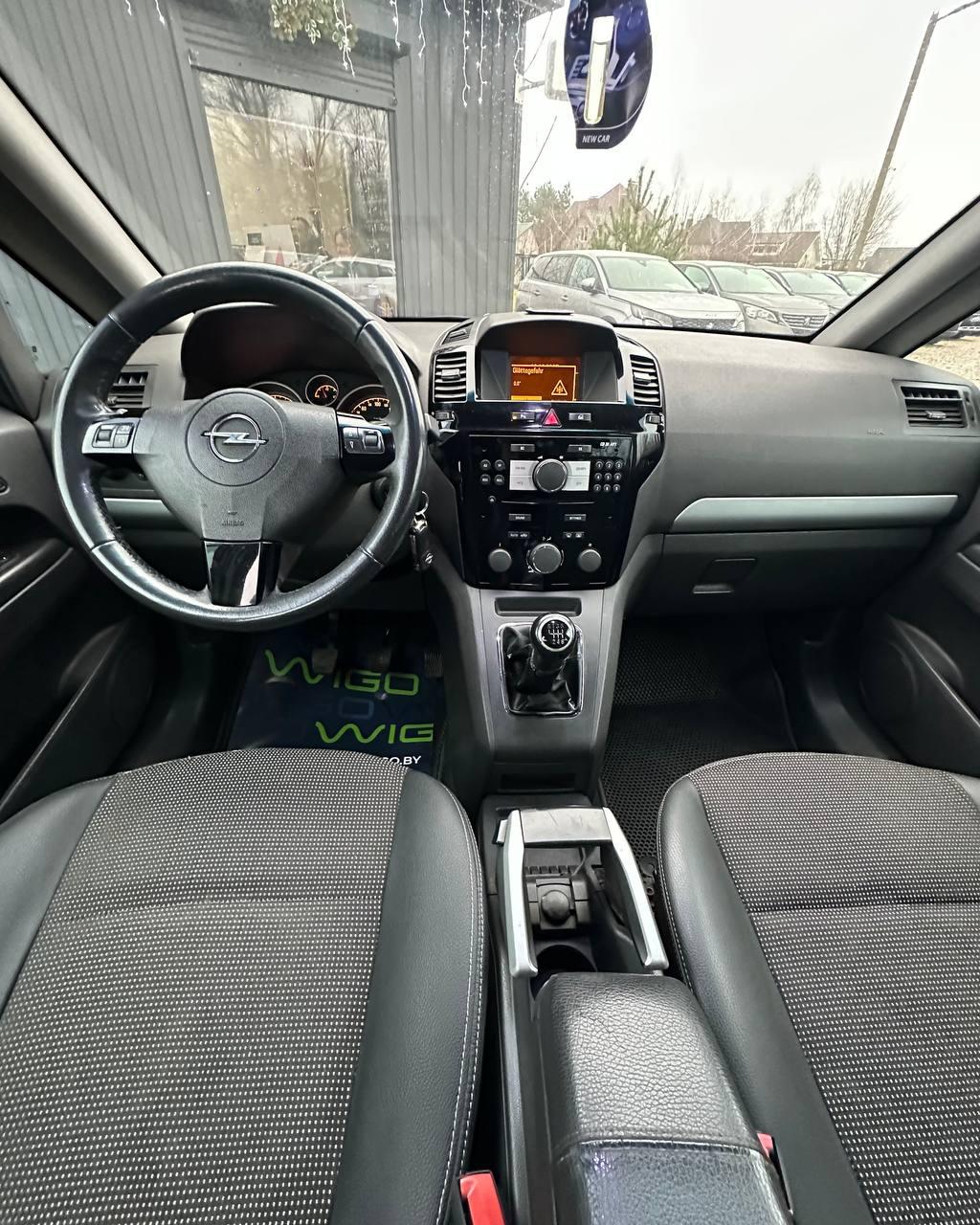 Opel Zafira B · Рестайлинг , 2008 г., механика, дизель - фото 9