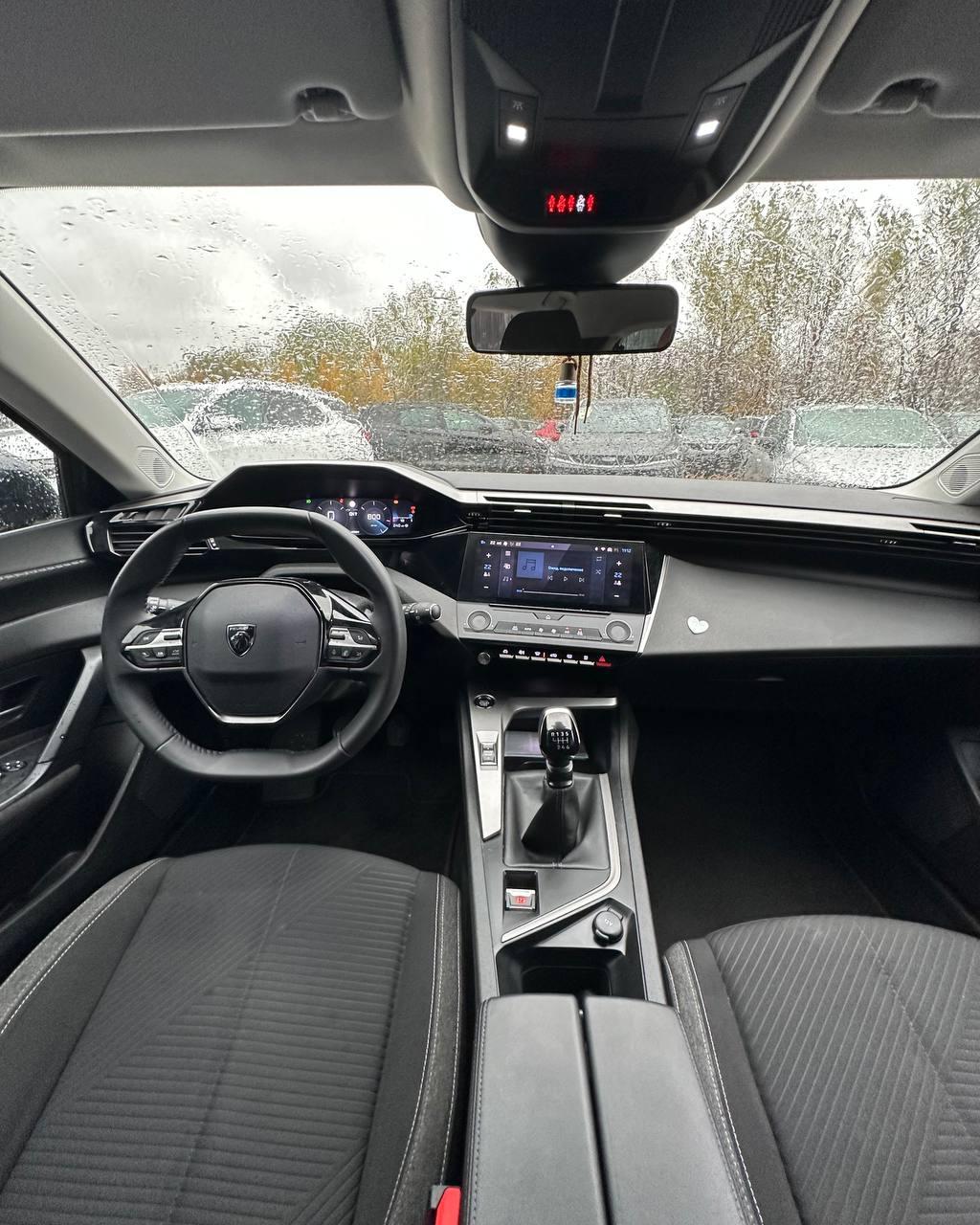 Peugeot 308 III , 2022 г., механика, бензин  - фото 9