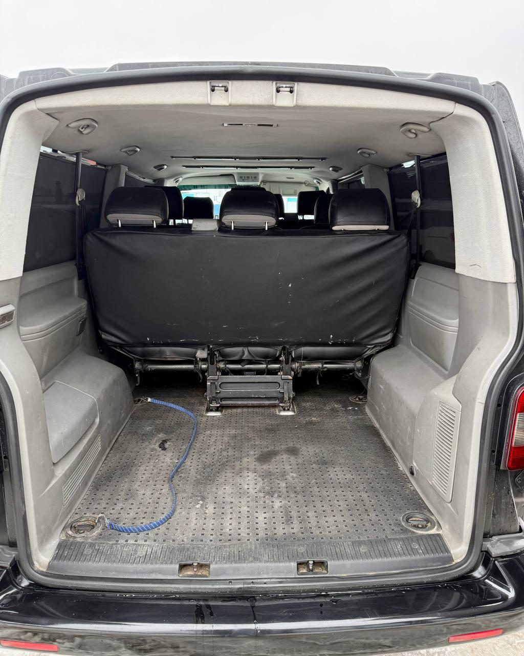 Volkswagen Transporter T5 , 2006 г., механика, дизель - фото 19