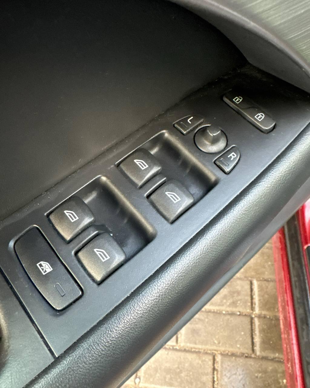 Volvo V70 III , 2010 г., механика, дизель - фото 17