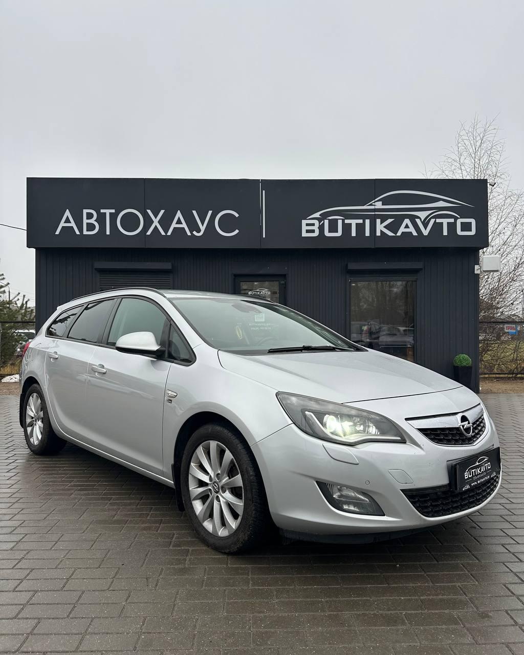Opel Astra J · Рестайлинг , 2012 г., механика, дизель