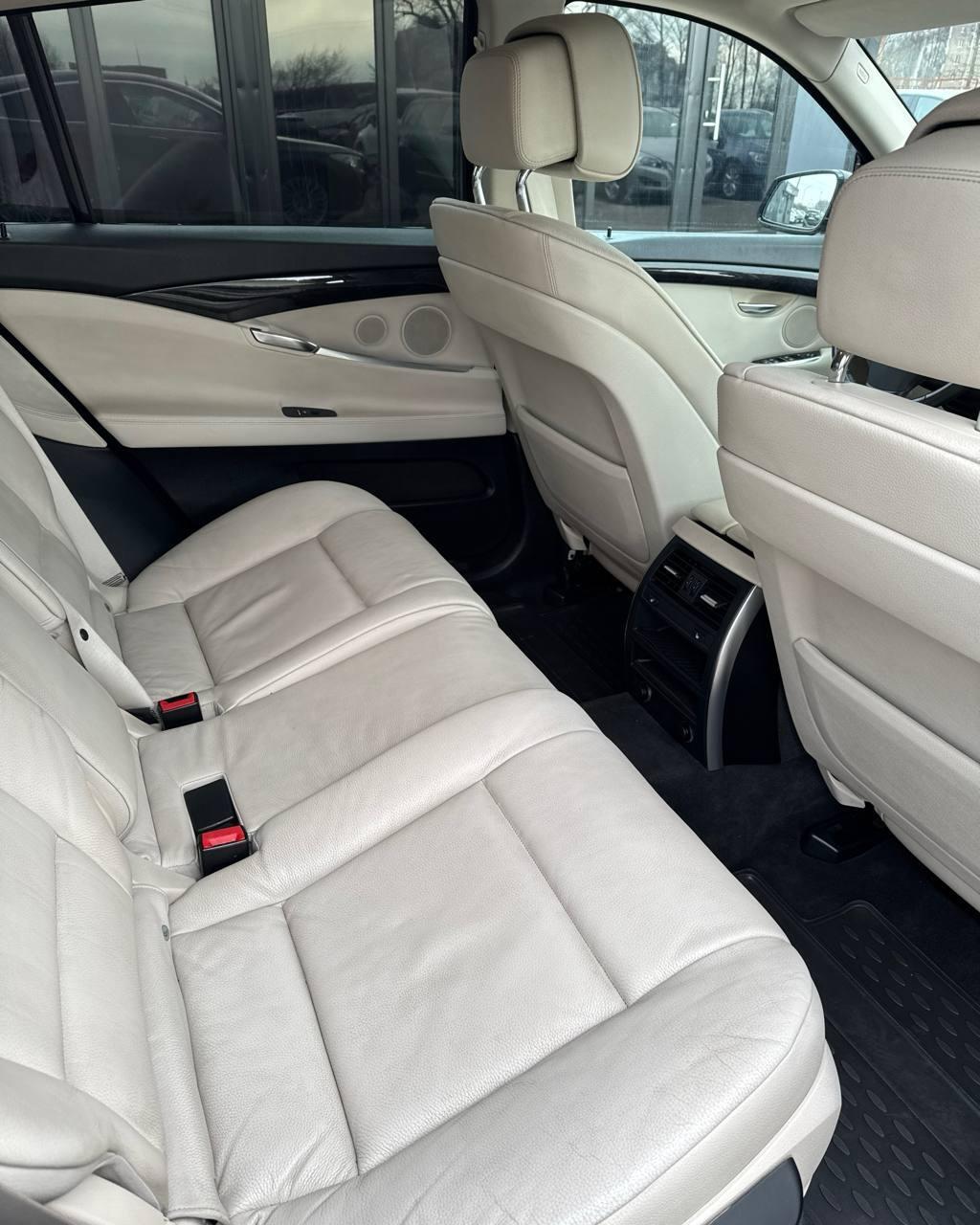 BMW 5 серия F07 (GT) , 2009 г., автомат, дизель - фото 11