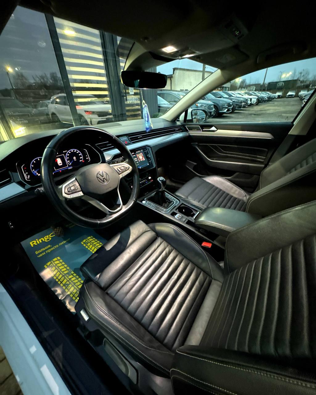 Volkswagen Passat B8 · Рестайлинг , 2021 г., механика, бензин - фото 8