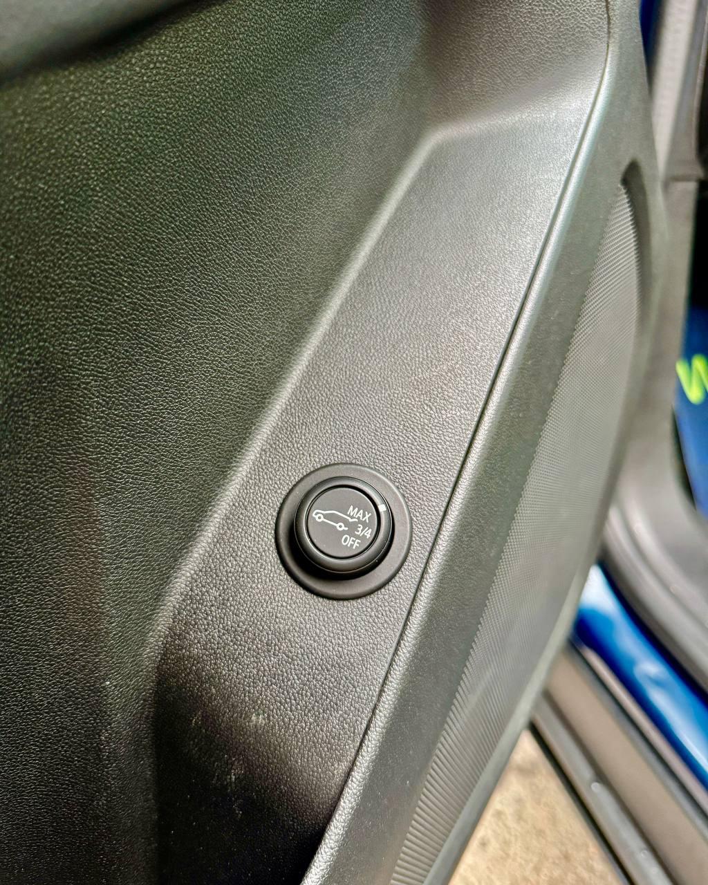 Chevrolet Equinox III , 2019 г., автомат, бензин - фото 20